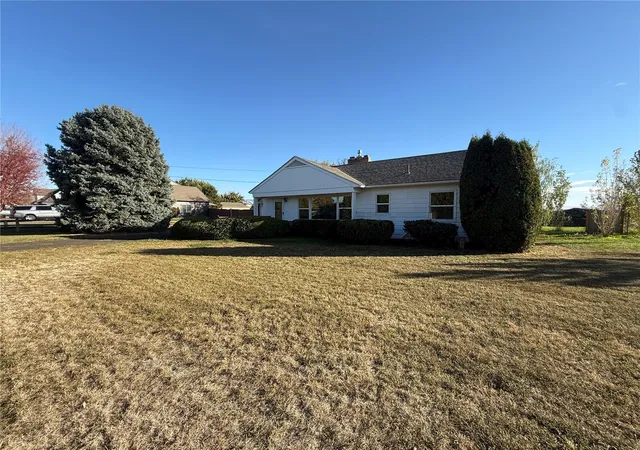 Photo 2 of Single family home for sale at 100 Hill Rd, Walla Walla, WA 99362 | MLS# NWM2594922 | Listing updated on 2026-10-18