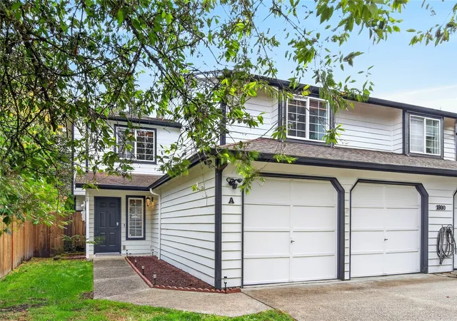Photo 1 of Single family home for sale at 1930 W Cypress Way #A, Lynnwood, WA 98036 | MLS# NWM2594942 | Listing updated on 2026-10-16