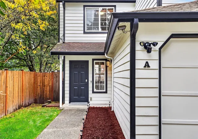 Photo 3 of Single family home for sale at 1930 W Cypress Way #A, Lynnwood, WA 98036 | MLS# NWM2594942 | Listing updated on 2026-10-16