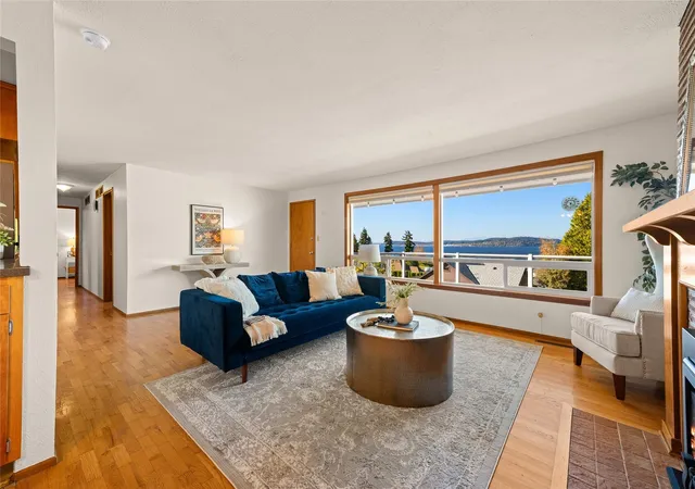 Photo 2 of Single family home for sale at 1315 Rainier St, Steilacoom, WA 98388 | MLS# NWM2594946 | Listing updated on 2026-10-23