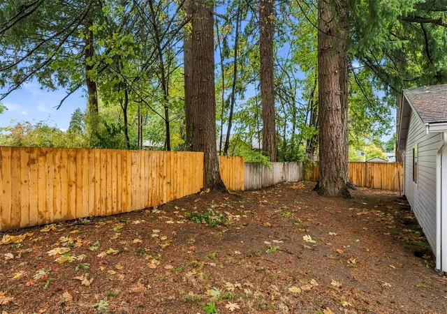 Photo 3 of Single family home for sale at 2115 Conger Ave NW, Olympia, WA 98502 | MLS# NWM2594959 | Listing updated on 2026-10-16
