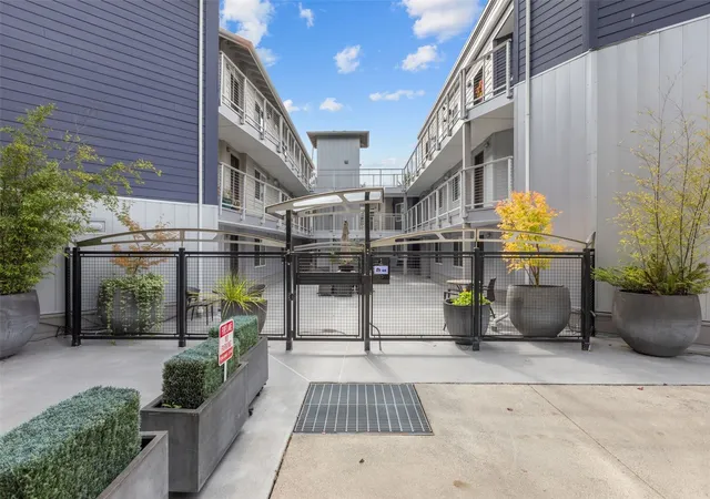 Photo 2 of Condo for sale at 11920 98th Avenue Ne #301, Kirkland, WA 98034 | MLS# NWM2594979 | Listing updated on 2026-10-18