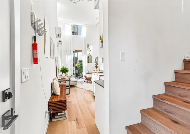 Photo 4 of Townhouse for sale at 916 NW 56th Street #G, Seattle, WA 98107 | MLS# NWM2594997 | Listing updated on 2026-10-24