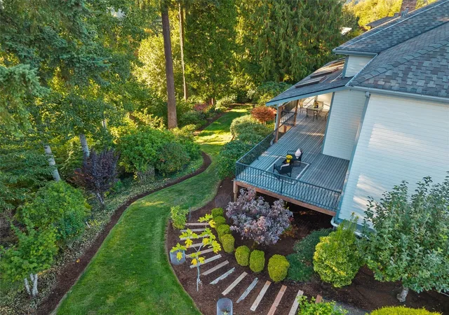 Photo 4 of Single family home for sale at 17315 102nd Avenue NE, Bothell, WA 98011 | MLS# NWM2595001 | Listing updated on 2026-10-18