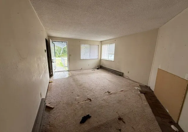 Photo 3 of Single family home for sale at 1621 Harding Rd, Aberdeen, WA 98520 | MLS# NWM2595006 | Listing updated on 2026-10-24