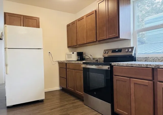 Photo 4 of Manufactured home for sale at 127 Victoria Loop NE, Ocean Shores, WA 98569 | MLS# NWM2595014 | Listing updated on 2026-10-23