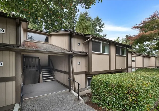 Single family home for sale at 4727 176th Street SW #J12, Lynnwood, WA 98037 | MLS# NWM2595026