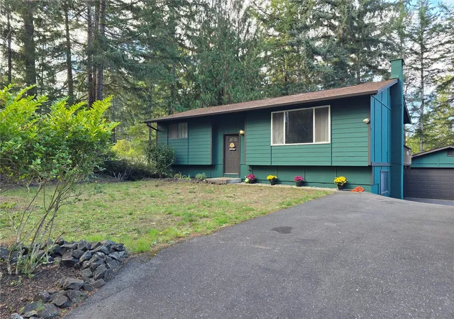Photo 1 of Single family home for sale at 30 E Merioneth Rd, Shelton, WA 98584 | MLS# NWM2595030 | Listing updated on 2026-10-22