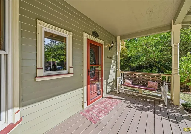 Photo 4 of Sale Pending at 1260 NW 46th Street, Vancouver, WA 98663 | MLS# NWM2595050 | Listing updated on 2026-10-29