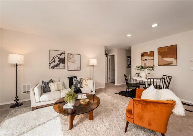 Photo 3 of Condo for sale at 1000 Ne 88th Street #304, Seattle, WA 98115 | MLS# NWM2595059 | Listing updated on 2026-10-24