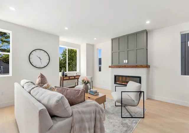 Photo 4 of Single family home for sale at 11227 Dayton Ave N, Seattle, WA 98133 | MLS# NWM2595065 | Listing updated on 2026-10-16