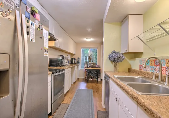 Photo 4 of Condo for sale at 18100 15th Avenue NE #D120, Shoreline, WA 98155 | MLS# NWM2595067 | Listing updated on 2026-10-25