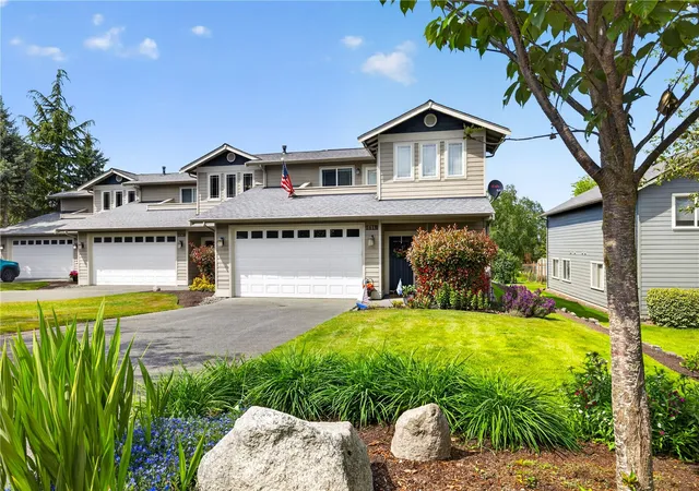 Photo 1 of Single family home for sale at 1618 28th Street, Anacortes, WA 98221 | MLS# NWM2595089 | Listing updated on 2026-10-16