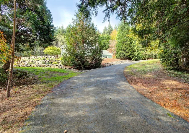 Photo 3 of Single family home for sale at 232 Timberwood Dr, Castle Rock, WA 98611 | MLS# NWM2595092 | Listing updated on 2026-10-22