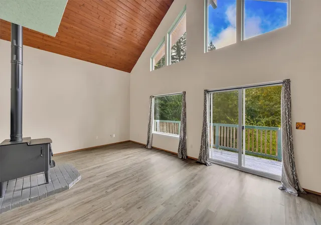Photo 4 of Single family home for sale at 4511 Murphy Dr NW, Gig Harbor, WA 98335 | MLS# NWM2595093 | Listing updated on 2026-10-21