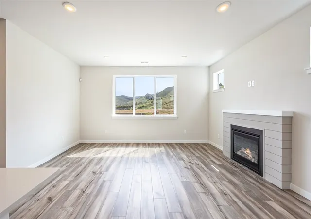 Photo 3 of Single family home for sale at 2149 Maple St, Wenatchee, WA 98801 | MLS# NWM2595094 | Listing updated on 2026-10-21