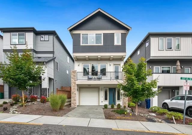 Condo for sale at 309 207th Place SE, Bothell, WA 98012 | MLS# NWM2595132