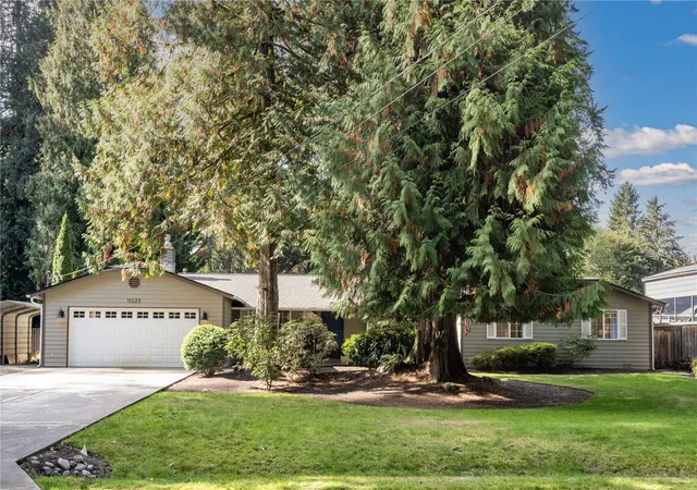 Photo 1 of Sale Pending at 11223 320th Avenue Ne, Carnation, WA 98014 | MLS# NWM2595148 | Listing updated on 2026-10-19