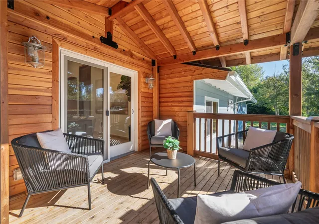 Photo 3 of Single family home for sale at 9920 28th Avenue SW, Seattle, WA 98126 | MLS# NWM2595158 | Listing updated on 2026-10-19