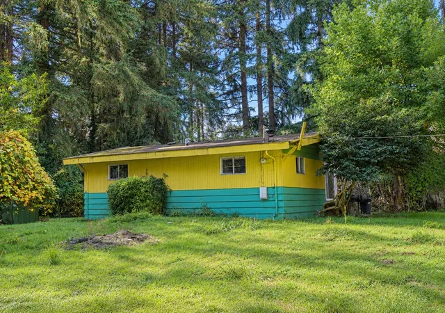 Photo 2 of Single family home for sale at 13239 166th Avenue Se, Renton, WA 98059 | MLS# NWM2595159 | Listing updated on 2026-10-21