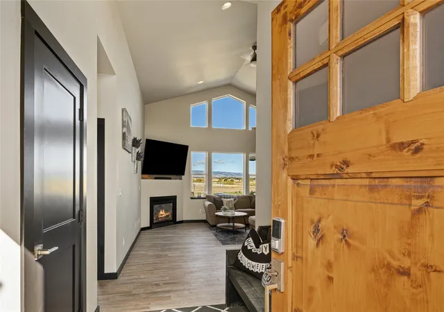 Photo 2 of Single family home for sale at 730 Saddlerock Dr, Ellensburg, WA 98926 | MLS# NWM2595169 | Listing updated on 2026-10-18