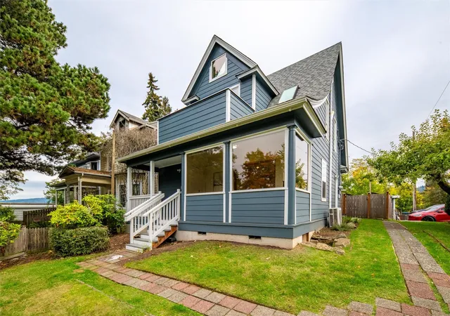 Single family home for sale at 1000 Jersey St #A & B, Bellingham, WA 98225 | MLS# NWM2595179