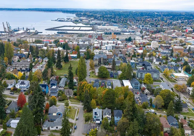 Photo 1 of Single family home for sale at 1000 Jersey St #A & B, Bellingham, WA 98225 | MLS# NWM2595179 | Listing updated on 2026-10-18