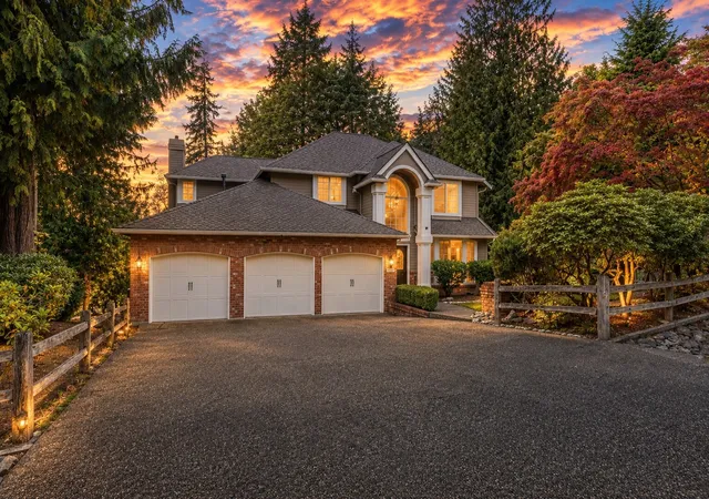 Single family home for sale at 17319 213th Avenue NE, Woodinville, WA 98077 | MLS# NWM2595186