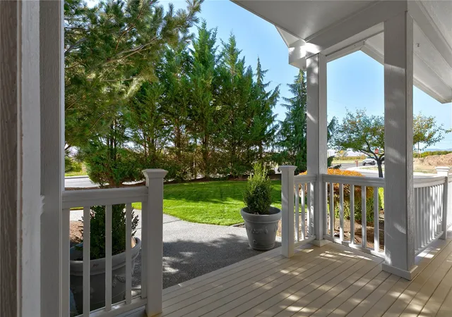Photo 2 of Single family home for sale at 9505 Occidental Rd, Yakima, WA 98903 | MLS# NWM2595198 | Listing updated on 2026-10-23