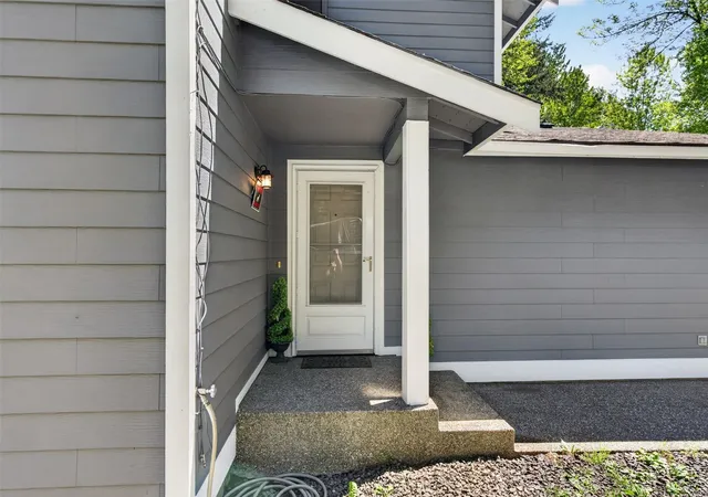 Photo 3 of House for sale at 12612 153rd Street E, Puyallup, WA 98374 | MLS# NWM2595199 | Listing updated on 2026-10-23