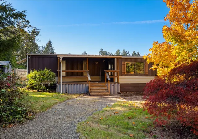 Photo 3 of Manufactured home for sale at 2702 93rd Street Ct S #14, Lakewood, WA 98499 | MLS# NWM2595233 | Listing updated on 2026-10-19
