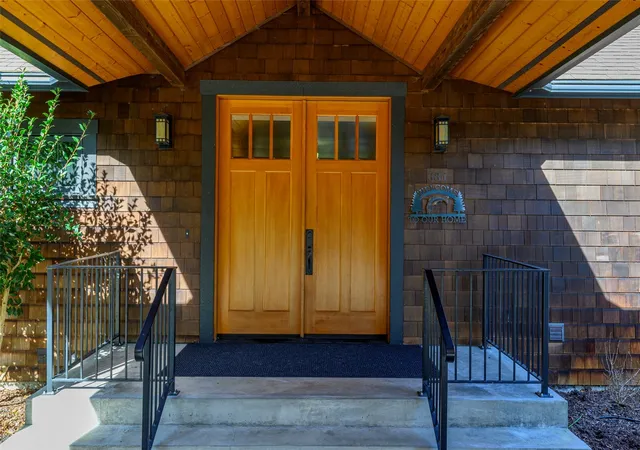 Photo 3 of Single family home for sale at 631 Maple Hts Rd, Camano Island, WA 98282 | MLS# NWM2595235 | Listing updated on 2026-10-24
