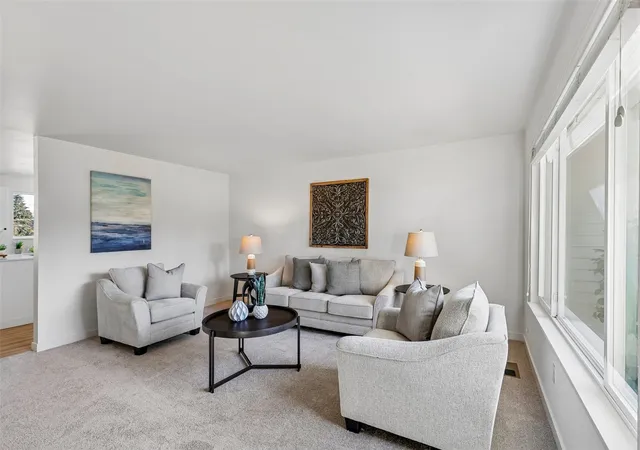 Photo 2 of Single family home for sale at 20731 54th Avenue W, Lynnwood, WA 98036 | MLS# NWM2595273 | Listing updated on 2026-10-24