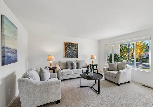 Photo 3 of Single family home for sale at 20731 54th Avenue W, Lynnwood, WA 98036 | MLS# NWM2595273 | Listing updated on 2026-10-24