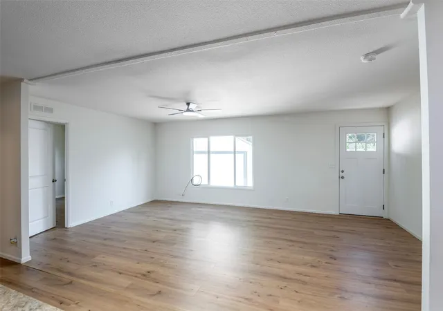 Photo 2 of Manufactured home for sale at 21609 145th Street E, Bonney Lake, WA 98391 | MLS# NWM2595280 | Listing updated on 2026-10-18