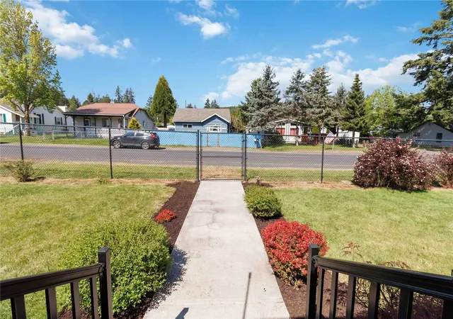 Photo 3 of Manufactured home for sale at 414 Jackson, Ryderwood, WA 98581 | MLS# NWM2595283 | Listing updated on 2026-10-19