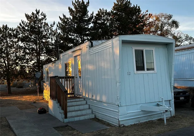 Manufactured home for sale at 2022 W Broadway Ave #12, Moses Lake, WA 98837 | MLS# NWM2595317