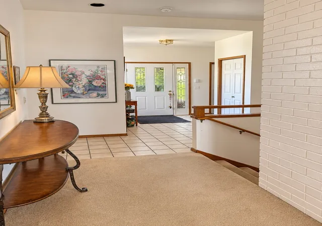 Photo 3 of Single family home for sale at 692 Umpqua Pl, La Conner, WA 98257 | MLS# NWM2595347 | Listing updated on 2026-10-26