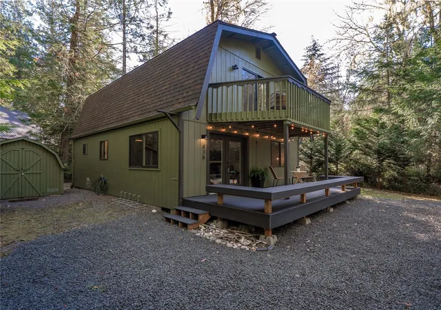 Photo 1 of Single family home for sale at 438 E Pointes Dr, Shelton, WA 98584 | MLS# NWM2595367 | Listing updated on 2026-10-19