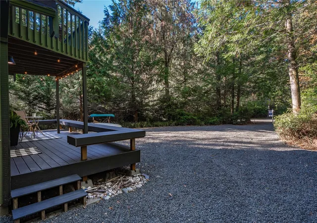 Photo 3 of Single family home for sale at 438 E Pointes Dr, Shelton, WA 98584 | MLS# NWM2595367 | Listing updated on 2026-10-19