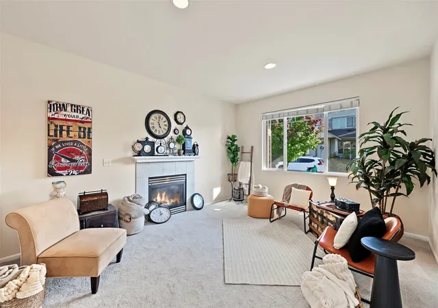 Photo 2 of Single family home for sale at 17071 165th Avenue SE, Renton, WA 98058 | MLS# NWM2595379 | Listing updated on 2026-10-26