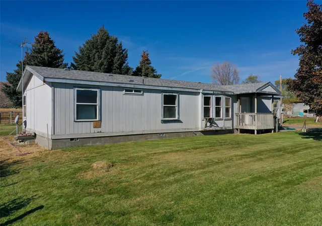 Photo 3 of Sale Pending at 81 & 81a Johnson Crk Rd, Omak, WA 98841 | MLS# NWM2595384 | Listing updated on 2026-10-27
