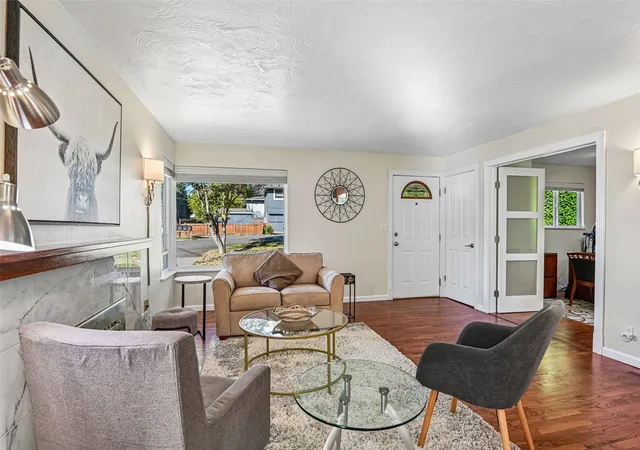 Photo 4 of Single family home for sale at 2335 NE 12th Street, Renton, WA 98056 | MLS# NWM2595386 | Listing updated on 2026-10-22