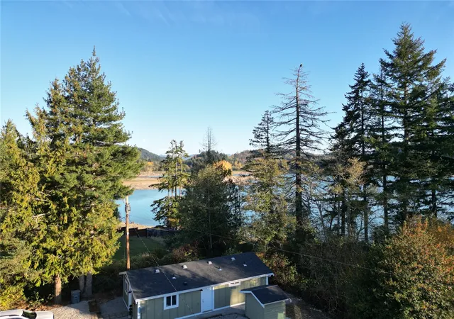 Photo 3 of Single family home for sale at 50214 E Mountain Hwy, Eatonville, WA 98328 | MLS# NWM2595410 | Listing updated on 2026-10-26