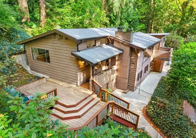 Photo 1 of Single family home for sale at 3024 Ne 180th Street, Lake Forest Park, WA 98155 | MLS# NWM2595430 | Listing updated on 2026-10-25