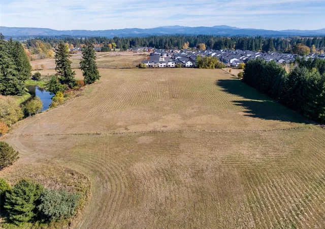 Photo 4 of House for sale at 3015 S Parkway Ave, Battle Ground, WA 98604 | MLS# NWM2595433 | Listing updated on 2026-10-16