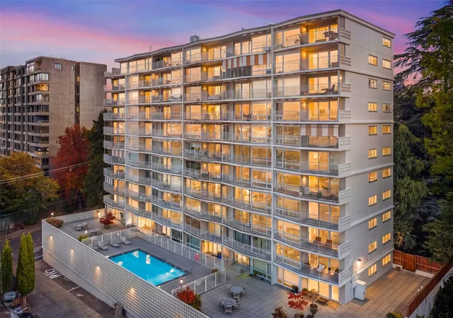 Photo 1 of Condo for sale at 525 Belmont Ave E #3C, Seattle, WA 98102 | MLS# NWM2595446 | Listing updated on 2026-10-27