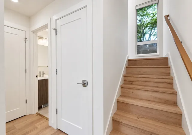 Photo 2 of Townhouse for sale at 6317 9th Avenue NE #D, Seattle, WA 98115 | MLS# NWM2595466 | Listing updated on 2026-10-17