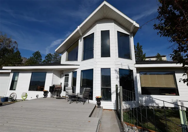 Photo 2 of Single family home for sale at 34 Sunrise Hts Rd, Okanogan, WA 98840 | MLS# NWM2595470 | Listing updated on 2026-10-23