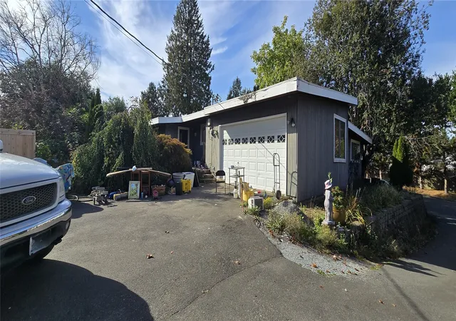 Photo 1 of Sale Pending at 5818 209th Place Sw, Lynnwood, WA 98036 | MLS# NWM2595489 | Listing updated on 2026-10-20